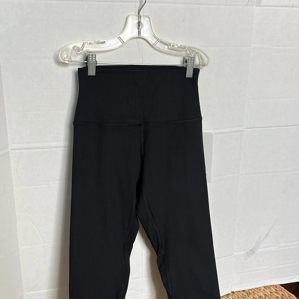 Lululemon Leggings Align Ribbed HR Pant 25” Black Size 6 BLK NEW - Picture 2 of 5